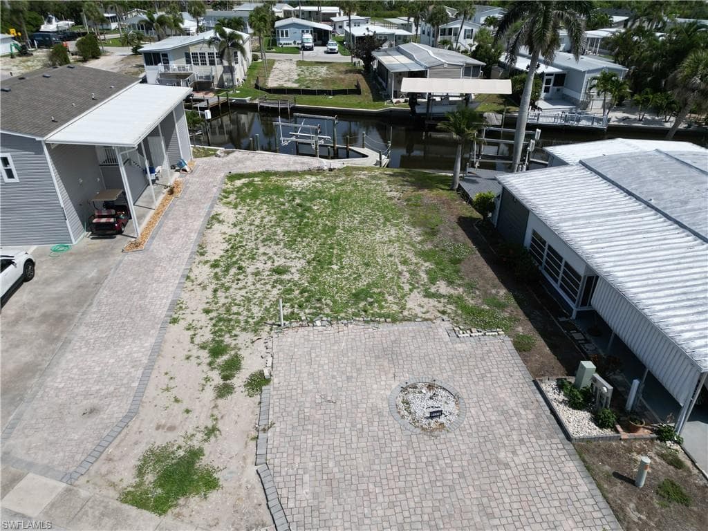 11370 Bougainvillea LN, FORT MYERS BEACH FL 33931-1