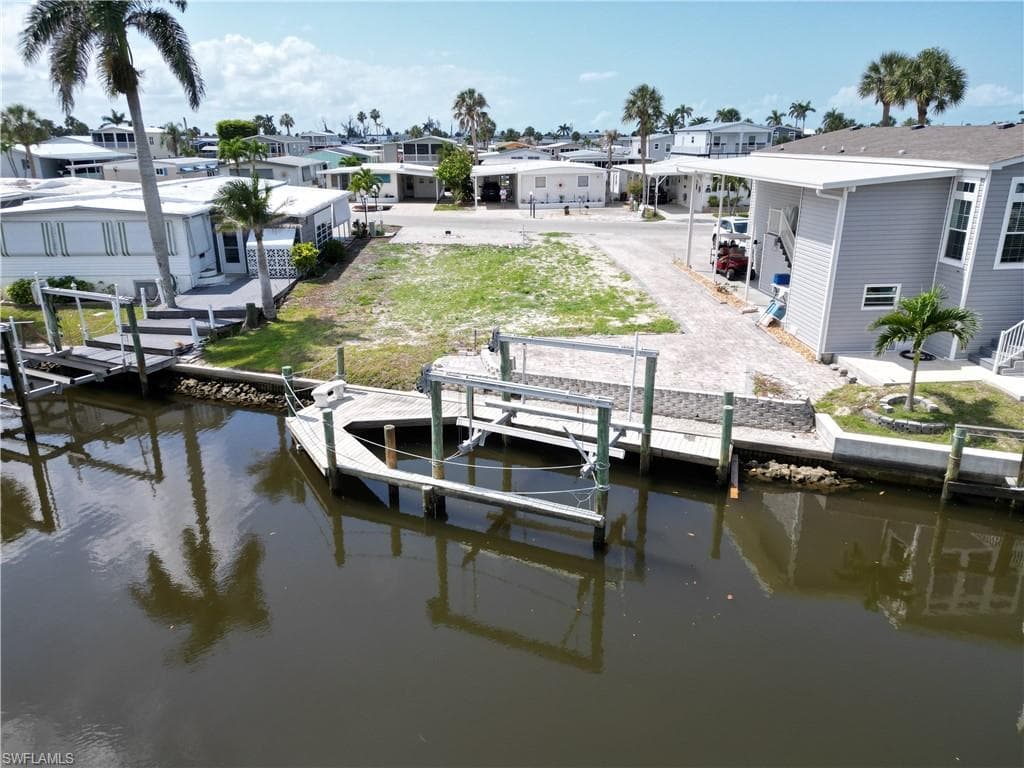 11370 Bougainvillea LN, FORT MYERS BEACH FL 33931-3