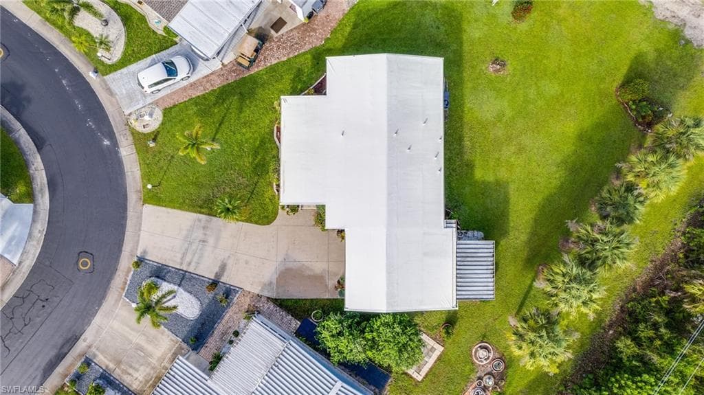 419 Horizon DR, NORTH FORT MYERS FL 33903-27