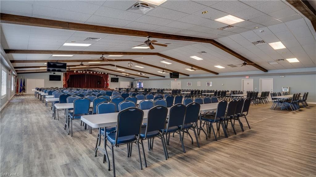 419 Horizon DR, NORTH FORT MYERS FL 33903-37