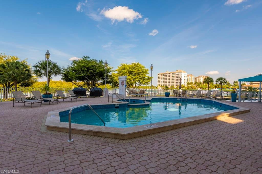 13105 Vanderbilt DR # 808, NAPLES FL 34110-22