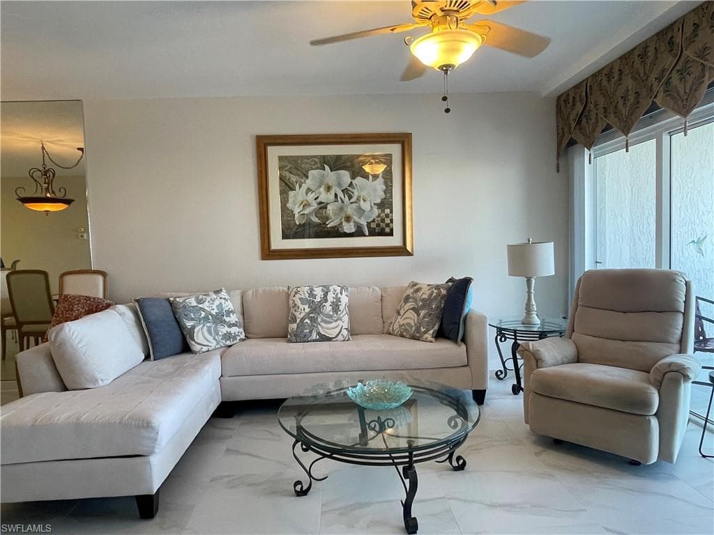 13105 Vanderbilt DR # 808, NAPLES FL 34110-3