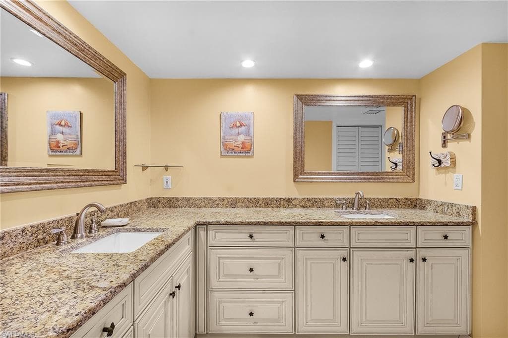 7150 Estero BLVD # 706, FORT MYERS BEACH FL 33931-19