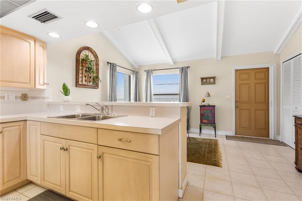 4210 SE 20th PL # A8, CAPE CORAL FL 33904-27