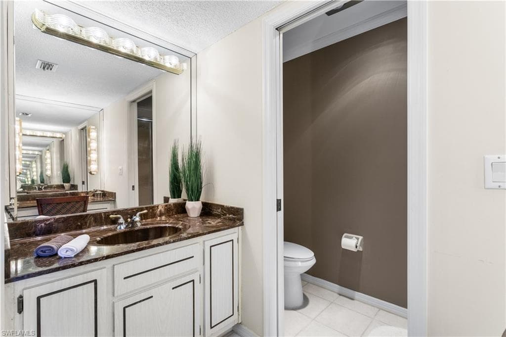 4210 SE 20th PL # A8, CAPE CORAL FL 33904-18