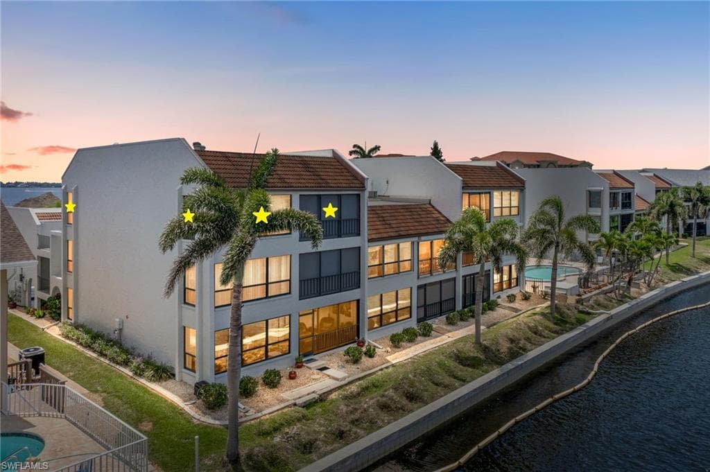 4210 SE 20th PL # A8, CAPE CORAL FL 33904-3