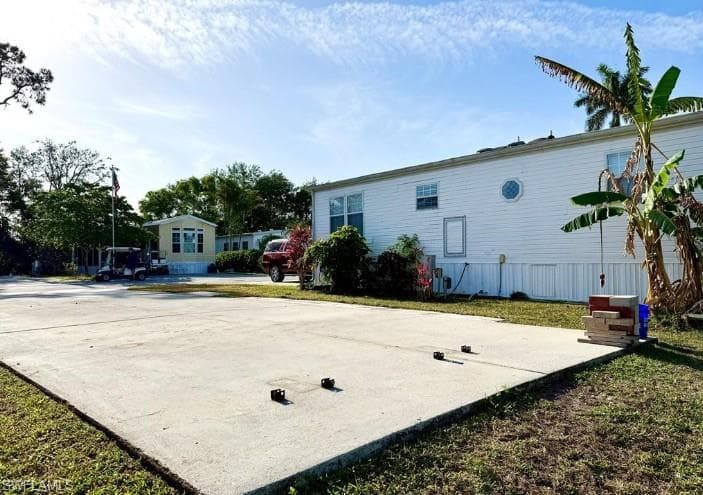 276 Bass LN, NAPLES FL 34114-4