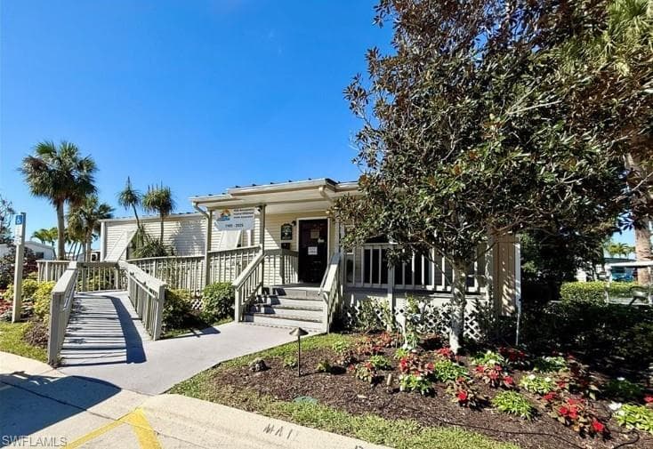 276 Bass LN, NAPLES FL 34114-33