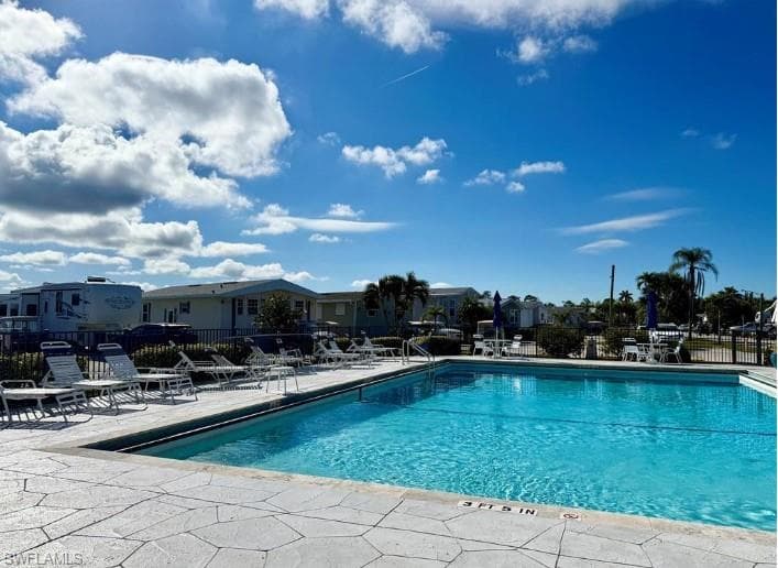 276 Bass LN, NAPLES FL 34114-24