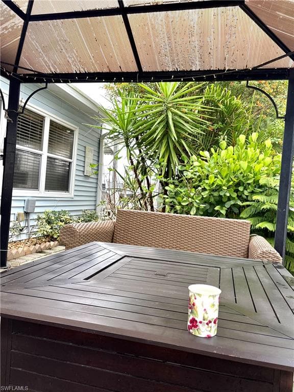 20181 Cumberland CT, ESTERO FL 33928-21