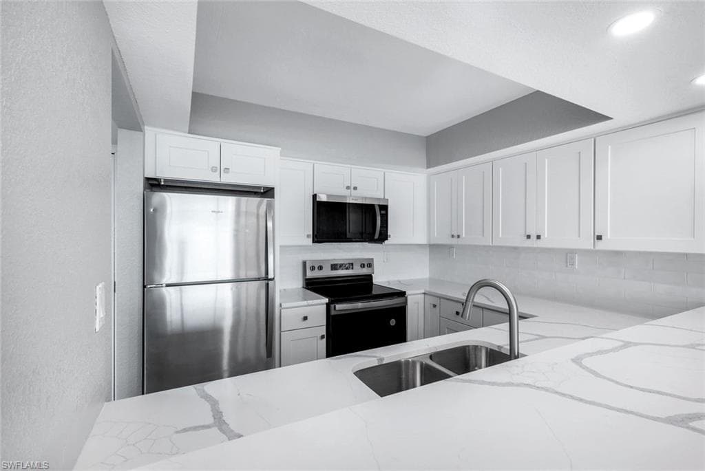 1501 Middle Gulf DR # 304J, SANIBEL FL 33957-10