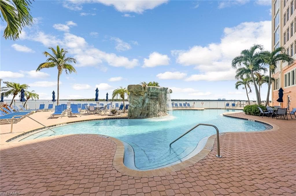 8771 Estero BLVD # 807, FORT MYERS BEACH FL 33931-22