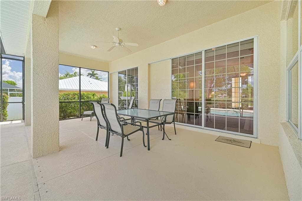 4255 Perth CT, NORTH FORT MYERS FL 33903-37