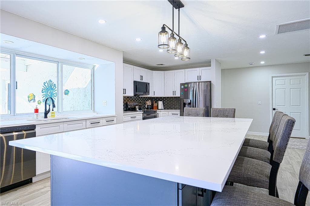 4715 Swordfish ST, BONITA SPRINGS FL 34134-6