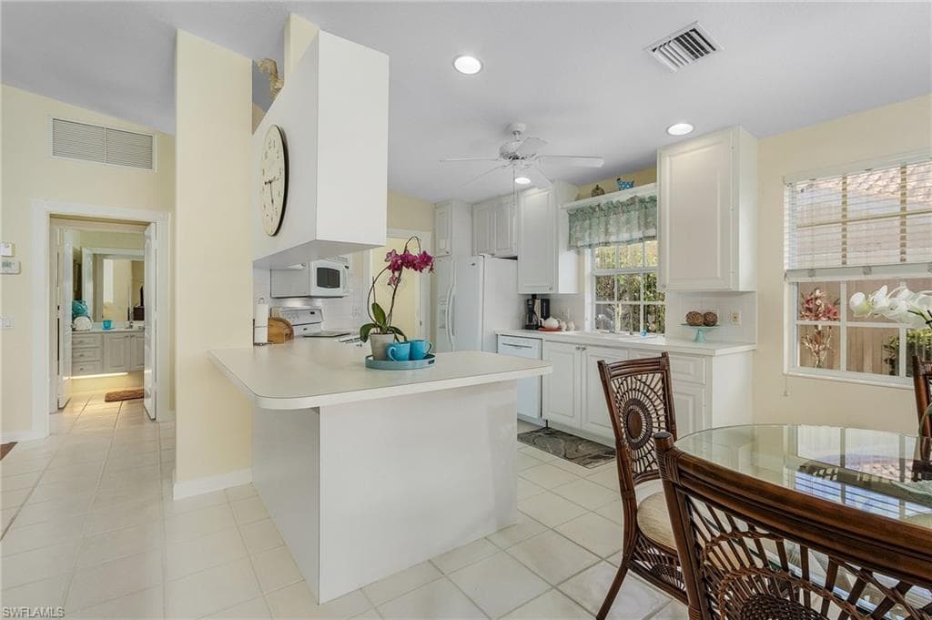 4147 Los Altos CT, NAPLES FL 34109-8