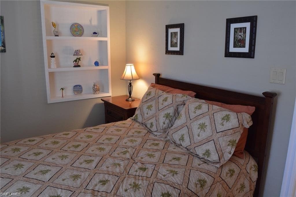 74 2nd ST, BONITA SPRINGS FL 34134-6