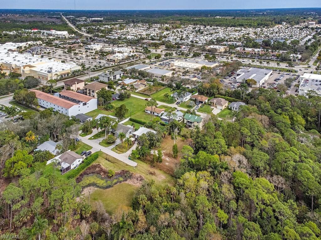 1336 West LN, NAPLES FL 34110-2