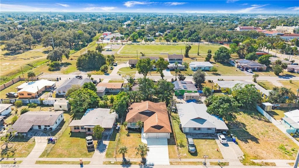 3148 APACHE ST, FORT MYERS FL 33916-47