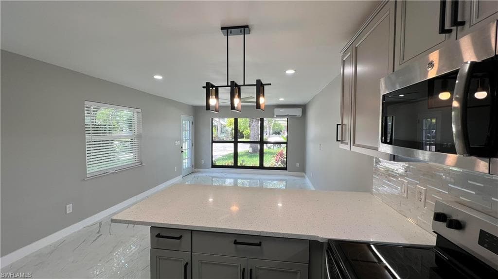 2615/2617 Michigan AVE, FORT MYERS FL 33916-5