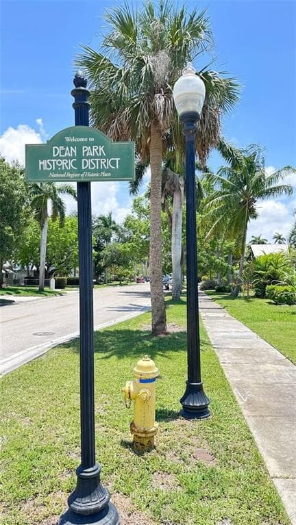 2615/2617 Michigan AVE, FORT MYERS FL 33916-15