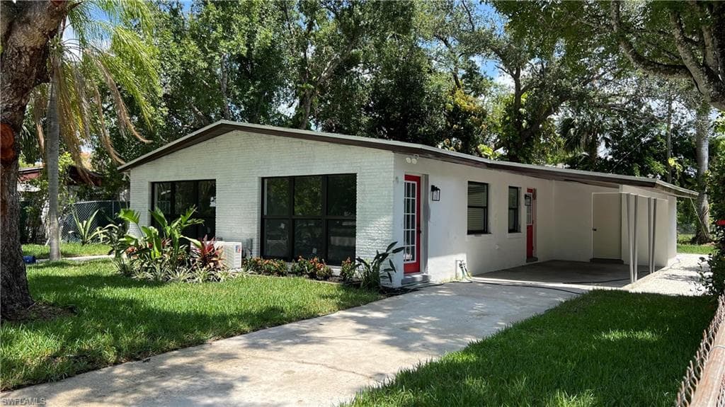 2615/2617 Michigan AVE, FORT MYERS FL 33916-14