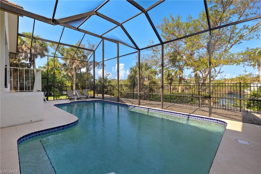 1283 Par View DR, SANIBEL FL 33957-23