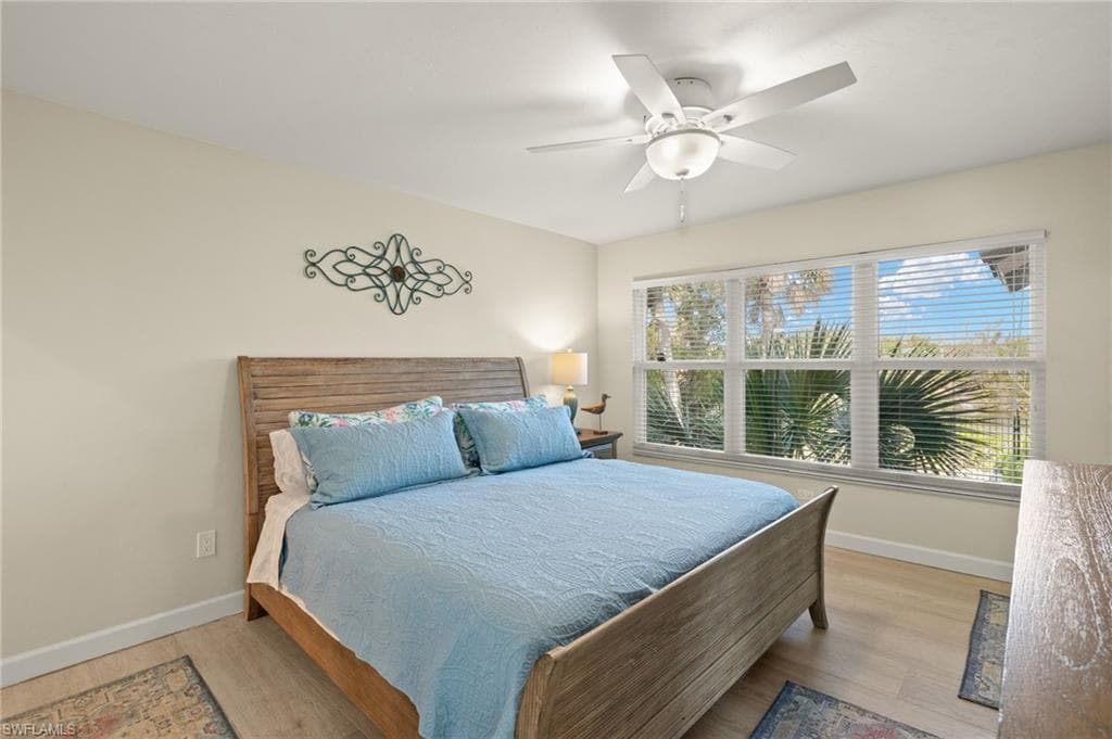 1283 Par View DR, SANIBEL FL 33957-13