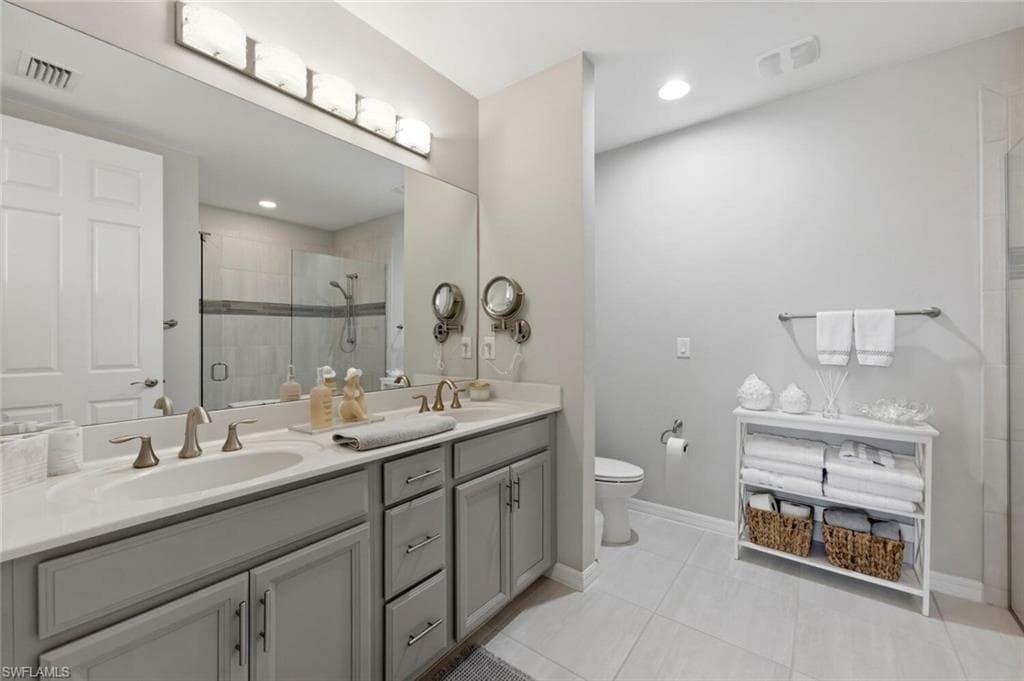 14827 Edgewater CIR, NAPLES FL 34114-22