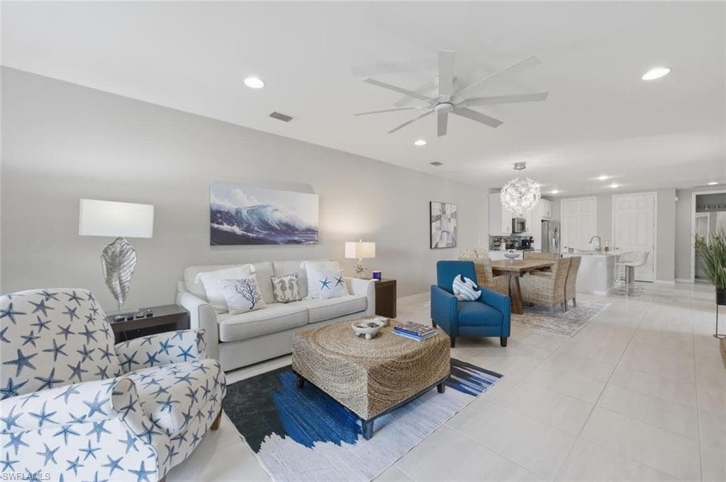14827 Edgewater CIR, NAPLES FL 34114-6