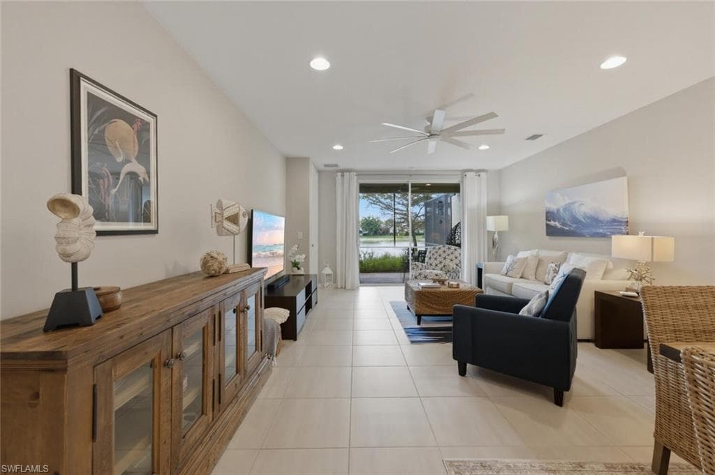 14827 Edgewater CIR, NAPLES FL 34114-4