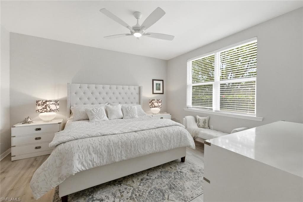 14827 Edgewater CIR, NAPLES FL 34114-20