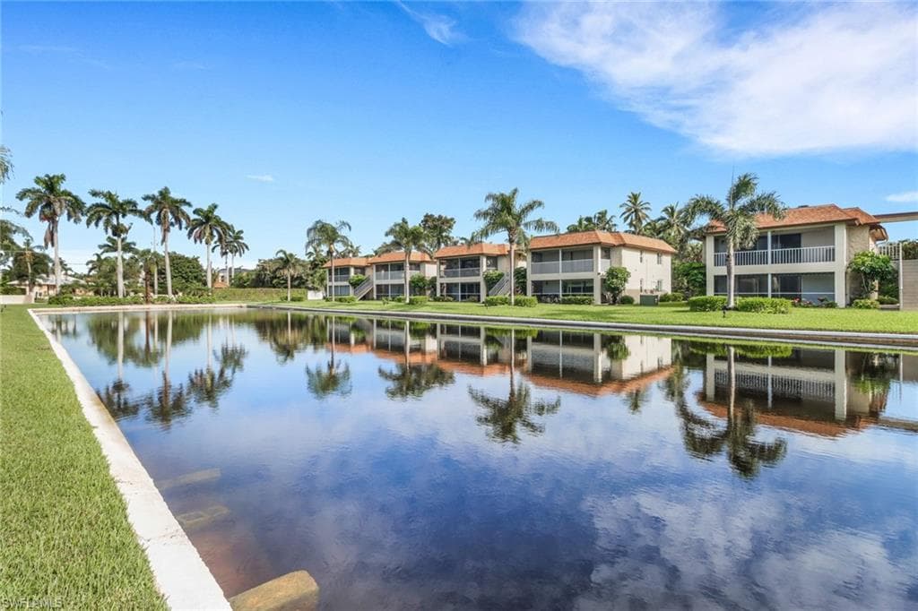 1155 Sandpiper ST # D4, NAPLES FL 34102-11