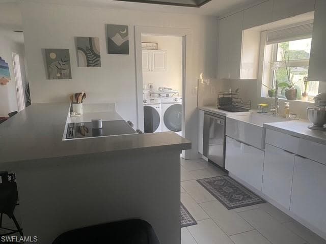 3915 Lotus DR, NAPLES FL 34104-7