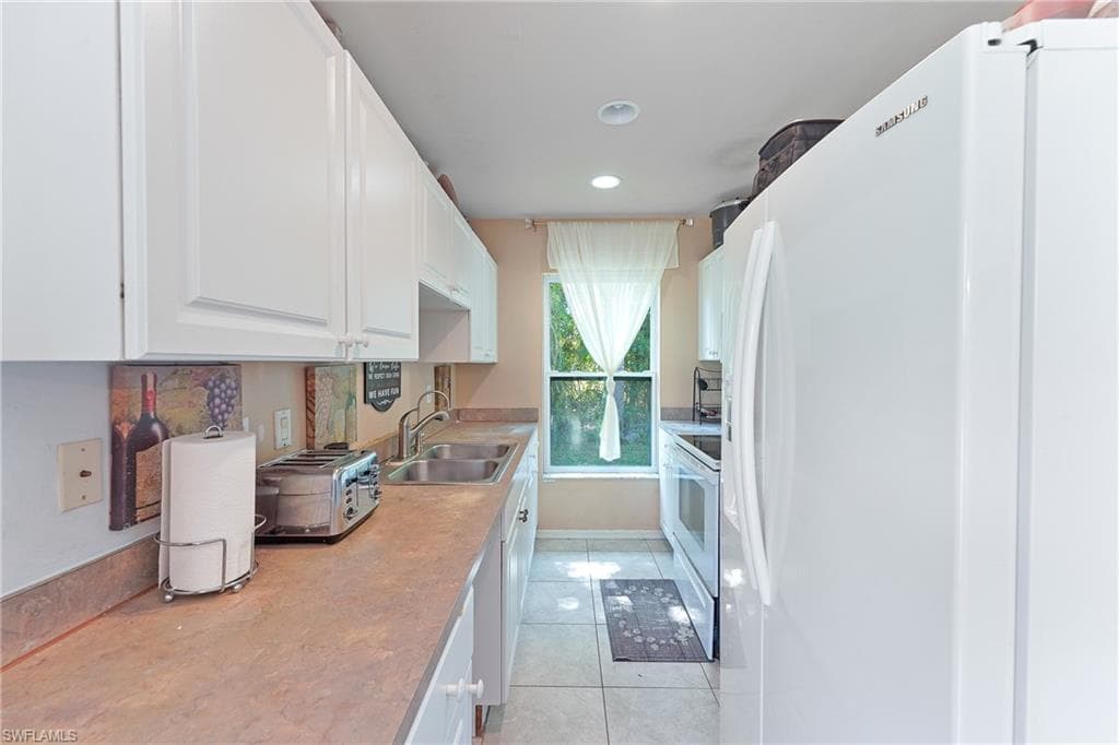 4530 29th ST SW, LEHIGH ACRES FL 33973-27