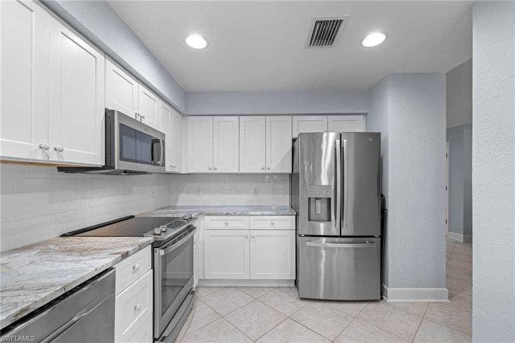 19081 Ridgepoint DR # 102, ESTERO FL 33928-4