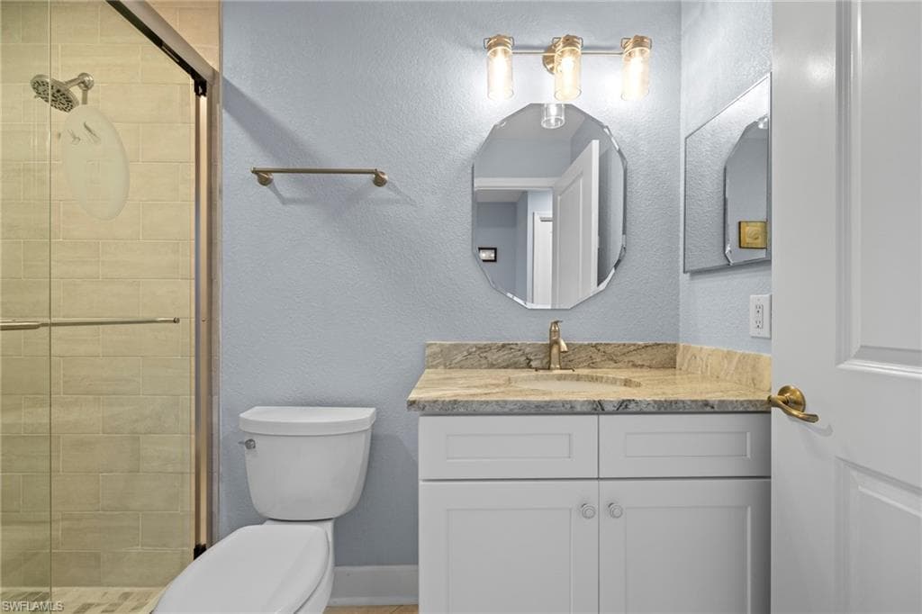 19081 Ridgepoint DR # 102, ESTERO FL 33928-8