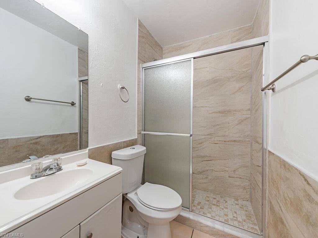 11596 Pawley AVE, BONITA SPRINGS FL 34135-8