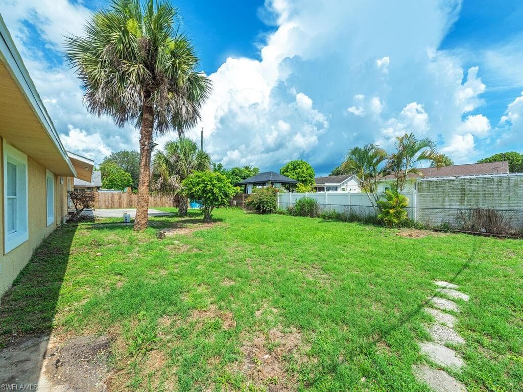 11596 Pawley AVE, BONITA SPRINGS FL 34135-14