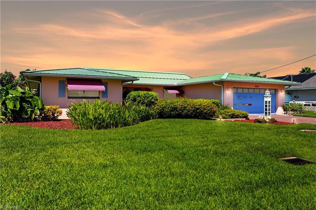 3332 19th AVE-44