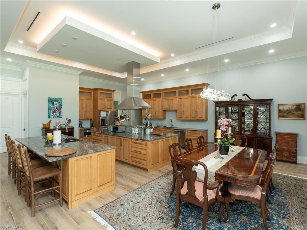 256 Price ST, NAPLES FL 34113-11