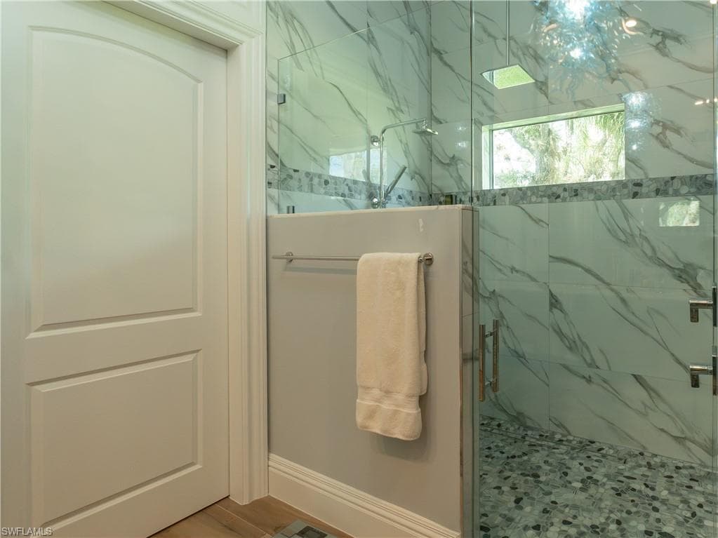 256 Price ST, NAPLES FL 34113-21