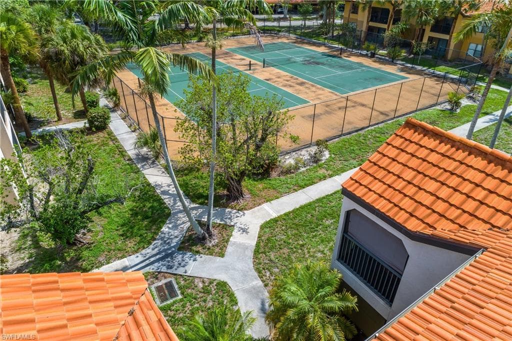 2214 Arbour Walk CIR # 2022, NAPLES FL 34109-13