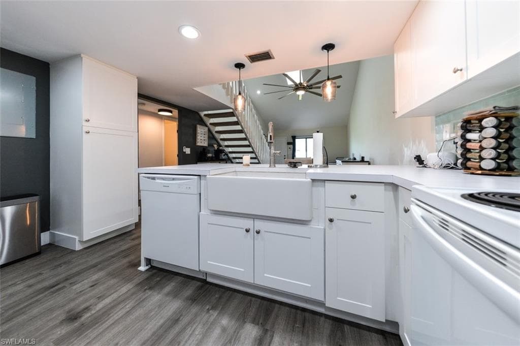 12964 Meadowood CT, FORT MYERS FL 33919-21