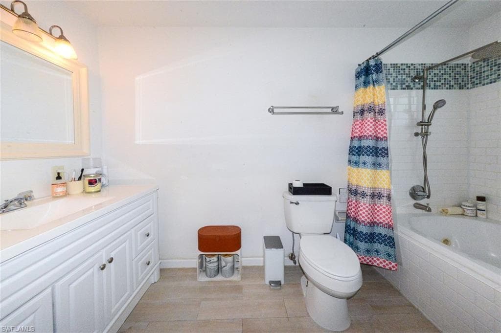 12964 Meadowood CT, FORT MYERS FL 33919-40