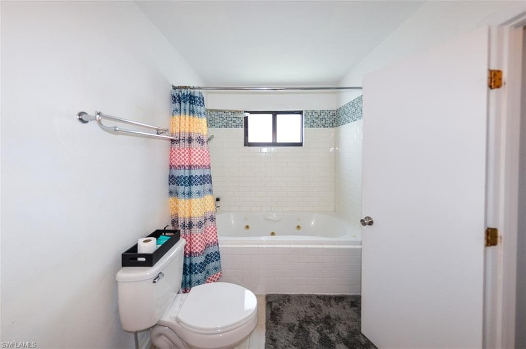 12964 Meadowood CT, FORT MYERS FL 33919-43