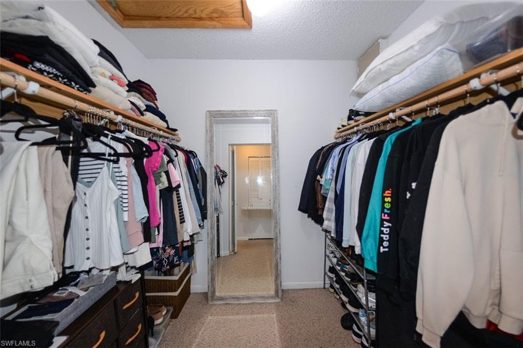 12964 Meadowood CT, FORT MYERS FL 33919-39