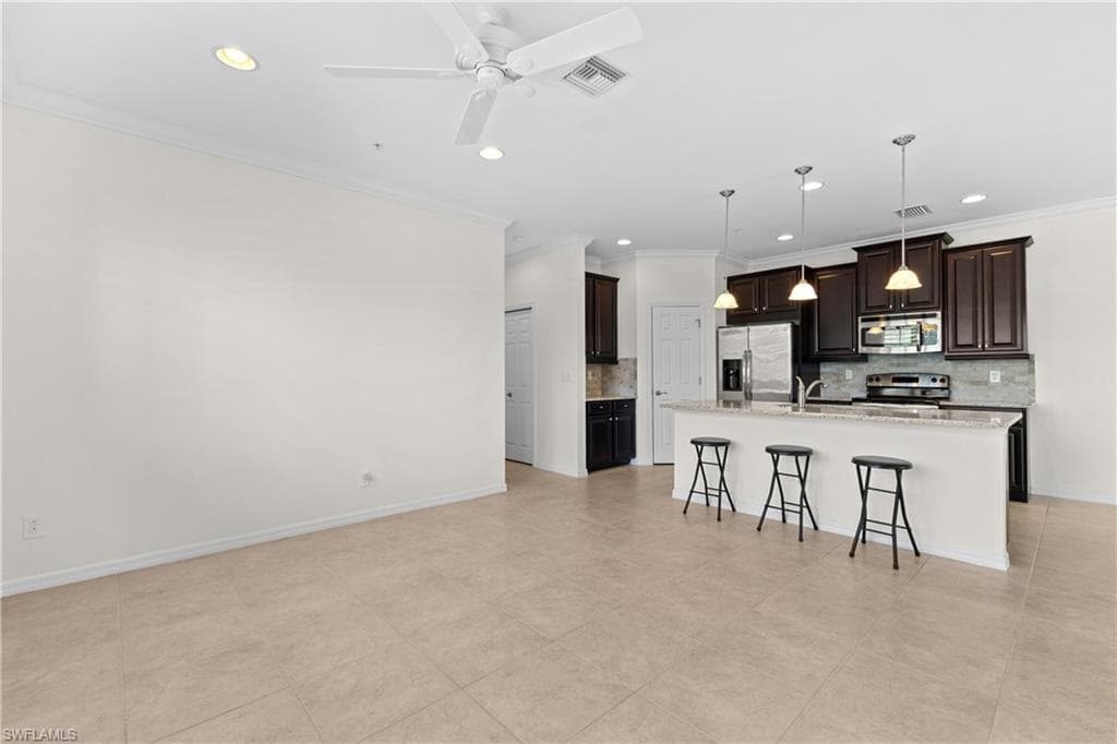 8531 Violeta ST # 203, ESTERO FL 34135-6