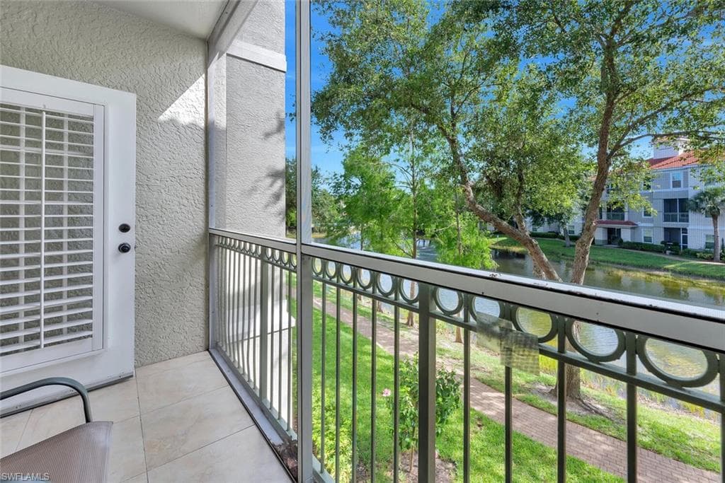 23520 Walden Center DR # 207, ESTERO FL 34134-20