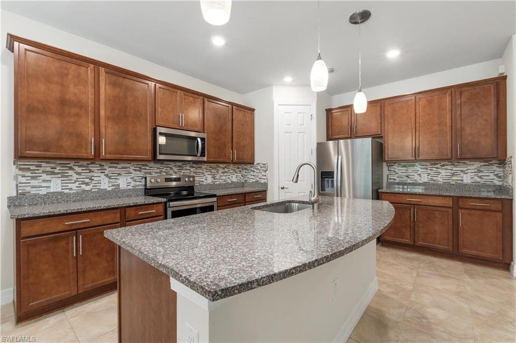 3322 Hampton BLVD, ALVA FL 33920-1