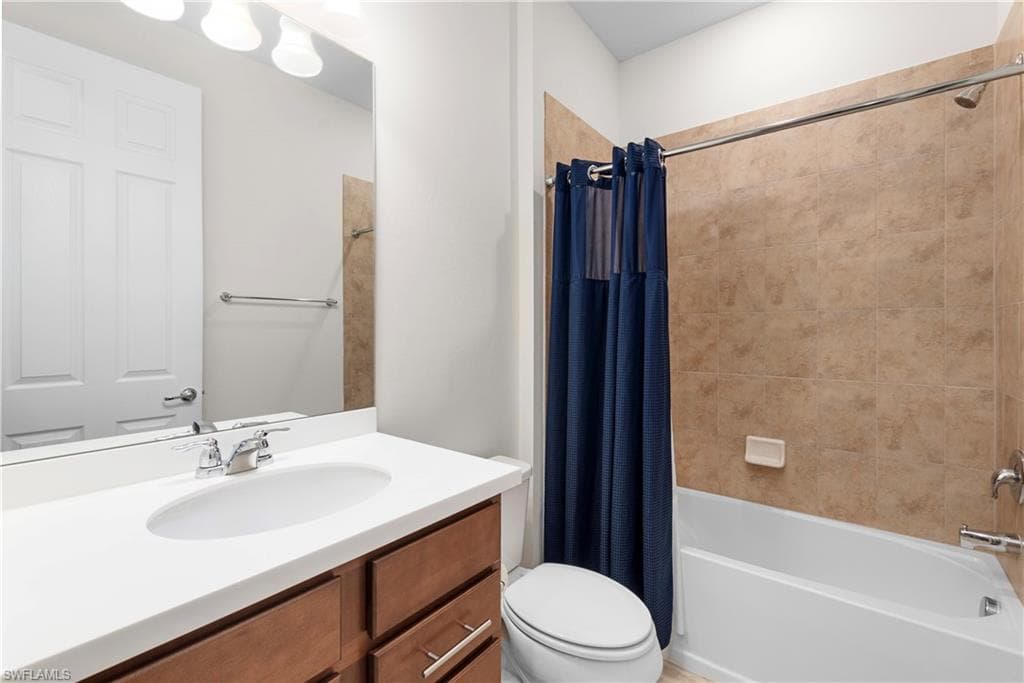 3322 Hampton BLVD, ALVA FL 33920-4